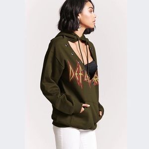 DEF LEPPARD V-NECK HOODIE